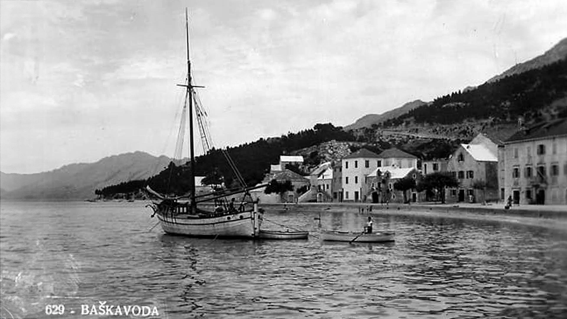 Old photos from the boat Mars and Baška Voda Place