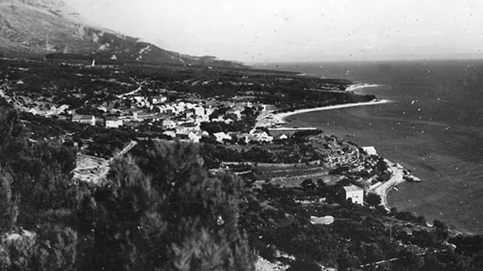 Old photos from the boat Mars and Baška Voda Place